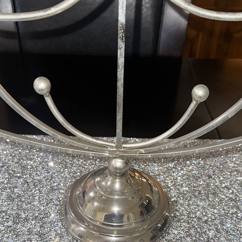 Elegant Silver Candelabra - Picture 5 of 17